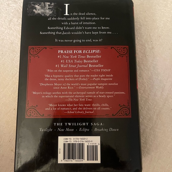 Eclipse Twilight book by Stephanie Meyer - Picture 4 of 4